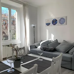 Esclusivo Trilocale Nel Cuore Di Porta Venezia Milan