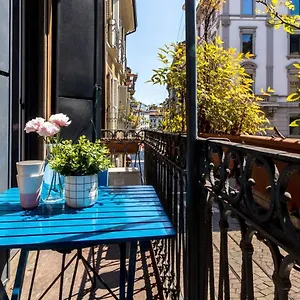 Joivy Charming Apt With Terrace In The Very Heart Of Milan
