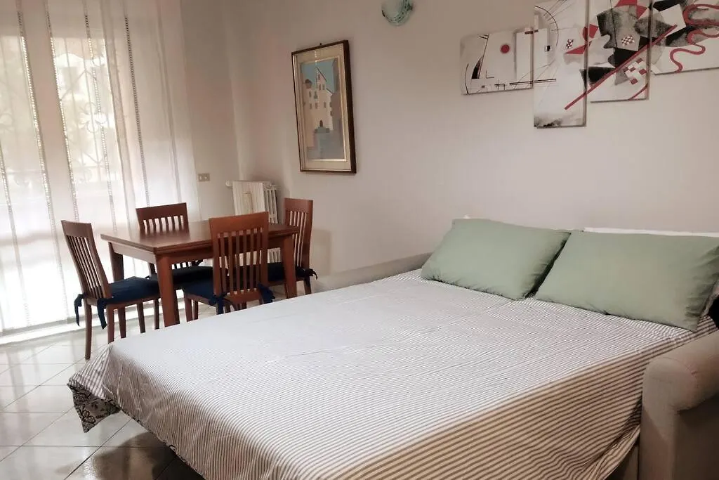 Appartamento Adriano Milan Apartment